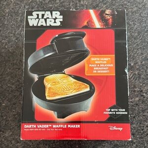 Disney Star Wars Black and Gold Waffle Maker